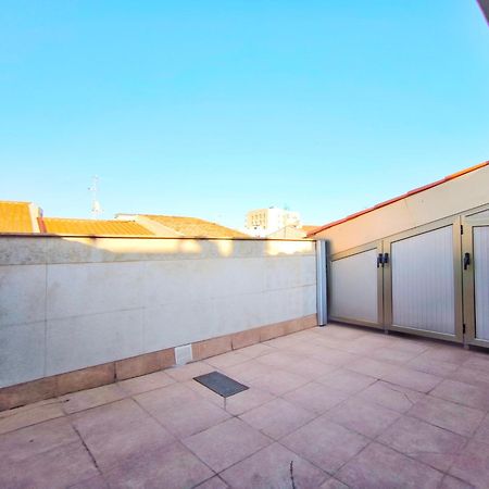 Moderno Apartamento Duplex En Terrassa Centro Εξωτερικό φωτογραφία